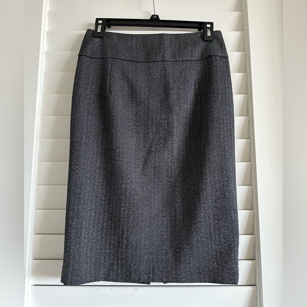 Gray Houndstooth Pencil Skirt